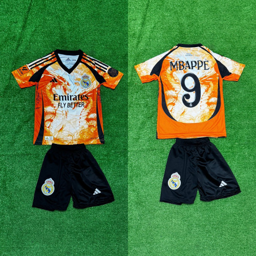 8328 Детски футболен комплект REAL MADRID MBAPPE 9