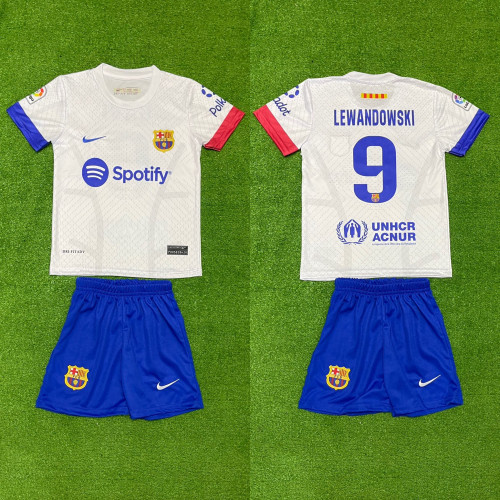 Детски футболен комплект Barcelona LEWANDOWSKI 9
